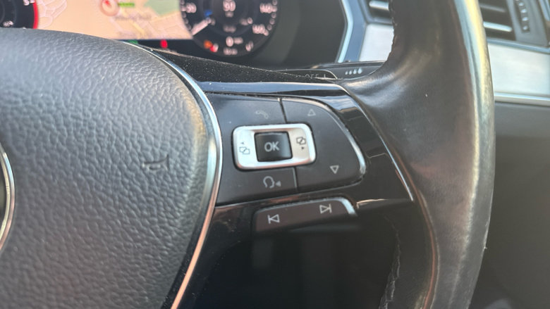 Volkswagen Passat 2.0 TDI GT 5dr DSG [Panoramic Roof] Diesel Estate